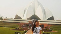 Ekaterina tampak menikmati waktu liburannya di India. (Instagram/Ekaterina Lisina)