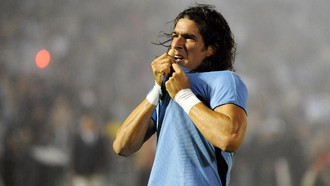 Si 'Paling Keliling Dunia'! Ini 10 Pesepakbola Paling Sering Pindah Klub