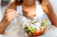 5 Tips Bikin Salad Enak dan Sehat untuk Pesta Tahun Baru