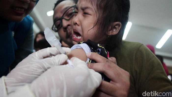 Kemenkes: MUI Dahulukan Sertifikasi Halal Vaksin MR