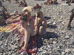 Deretan Foto Super Aneh yang Terekam Google Maps