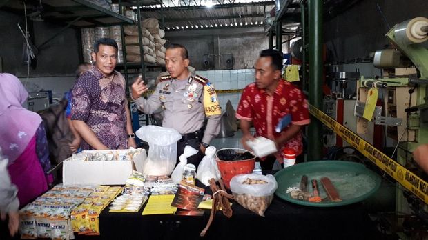 Polisi menetapkan pemilik usaha sebagai tersangka