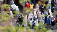 Mulai pukul 08.00 WIB jalan Jati Baru Raya sudah ditutup.