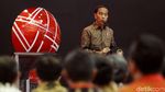 Jokowi Semringah IHSG Tembus Rekor 6.355