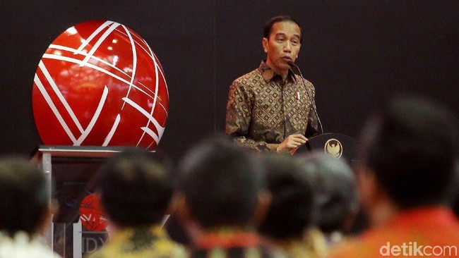 Calon Kuat Menteri, Jokowi Pecat Pejabat Tak Serius