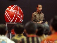 Calon Kuat Menteri, Jokowi Pecat Pejabat Tak Serius