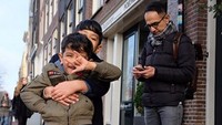 Tak seperti dulu, Bunga Zainal kini banyak memposting foto sang suami yang bekerja sebagai produser. Foto: Bunga Zainal / Instagram@bungazainal05