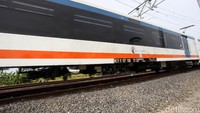 Pada masa uji coba, kereta bandara melayani tarif reguler promosi dengan biaya Rp 30 ribu. Mulai 2 Januari tarif normal akan berlaku seharga Rp 70 ribu.
