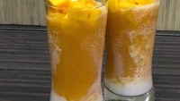 Tak tergoda ikutan antri es mangga kekinian, Inul justru membuat es mangga sendiri. Minuman segar ini disebutnya sebagai jus ratu mangga jenk minul. Inul juga membagikan resepnya. Mantap! Foto: Instagram @inul.d