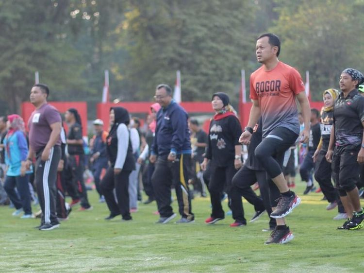 Potret Ketika Politikus Muda Indonesia Lakukan Olahraga