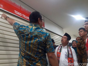 Kelilingi Gedung Baru Blok III Pasar Senen, Anies: Rapi, Nggak Becek