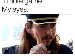 Meme Kocak Kelewatan Main Game