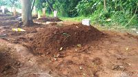 Makam Warga di Ciputat Dibongkar Orang Misterius, Tali Kafan Dicuri