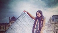 Salah satunya adalah Museum Louvre di Paris, Prancis ini (Instagram/tatjanasaphira)