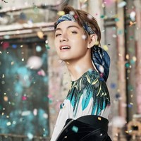 Kim Taehyung atau V BTS berada di tingakt pertama daftar 100 Asian Hearttrobs 2018. Taehyung asal Korea Selatan mengumpulkan total 3.041.030 suara di jajak pendapat online dan media sosial, sehingga memenangkannya dan mendapat gelar Ultimate Asian Heartthrob tahun 2018. Foto: Dok. Instagram/bts.bighitofficial