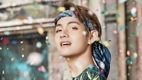 Sebagai anggota BTS, V memang dikenal sebagai visual (anggota tertampan di grup). (Dok. Instagram/bts.bighitofficial)