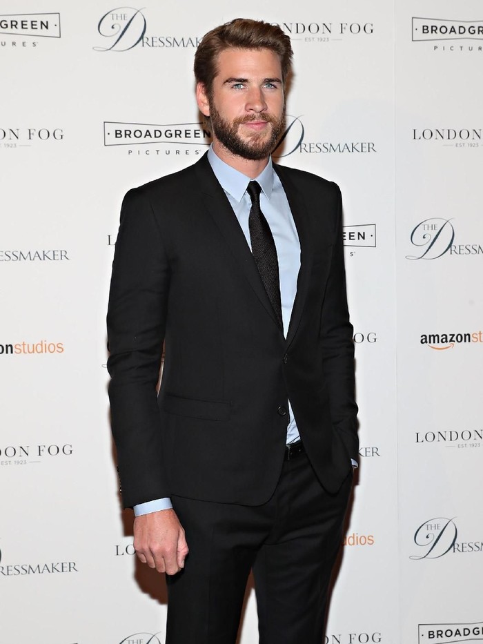 NEW YORK, NY - SEPTEMBER 16:  Actor Liam Hemsworth attends as London Fog presents a New York special screening of The Dressmaker on September 16, 2016 in New York City.  (Photo by Cindy Ord/Getty Images for London Fog)