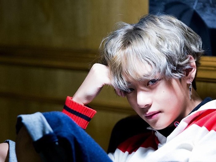 V BTS V BTS