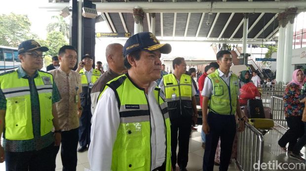 Kemenhub Cek Penerbangan Jelang Libur Tahun Baru di Bandara Cengkareng