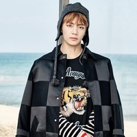 Tidak seperti ranking kecantikan lainnya, daftar 100 Most Beautiful Faces bukanlah kontes popularitas dan tentunya tidak spesifik pada negara tertentu. Daftar ini tujuannya menginformasikan dan memperluas opini publik, bukan mereflesikannya, demikian ditulis TC Candler di situs resminya. Lantas siapa Pria Tertampan Sedunia di 2018? Ini daftar teratas dari nomor 10 hingga 1. Foto: Dok. Instagram/bts.bighitofficial