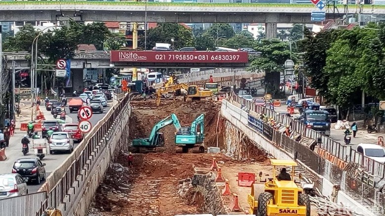 Underpass Mampang Belum Selesai, Begini Kondisinya Underpass Mampang Belum Selesai, Begini Kondisinya