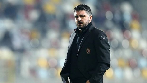 Gennaro Gattuso disebu Alessandro Costacurta belum layak menjadi pelatih Timnas Italia. (