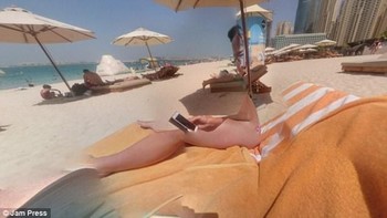 Tinggal kaku saja. Foto: Dailymail