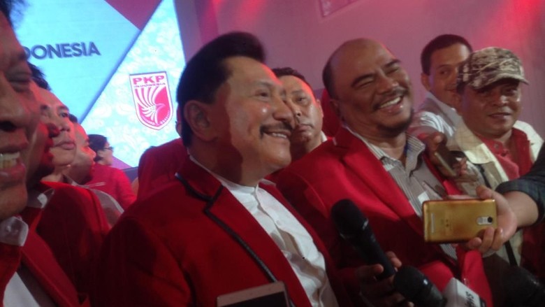 PKPI akan Buat Wajib Militer Untuk Bakal Calon Legislatifnya PKPI akan Buat Wajib Militer Untuk Bakal Calon Legislatifnya