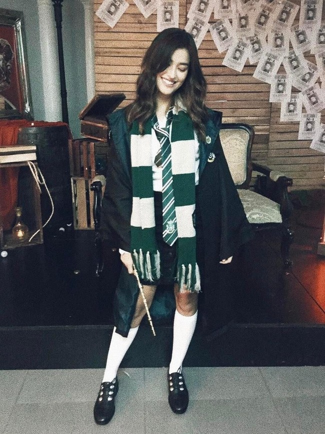 Liza Soberano juga diketahui sebagai fans berat Harry Potter. (Foto: Instagram/Liza Soberano)
