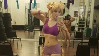 Sailor moon sedang olahraga menari. Rambut panjang sepertinya tidak mengganggu dia untuk lincah bergerak. (Foto: Instagram/minxycosplaycreations)