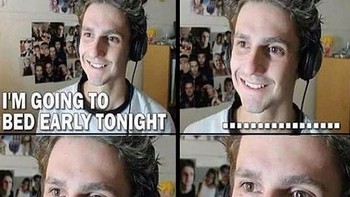 Niat tidur cepat, tapi malah main game sampai pagi.  Foto: internet