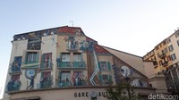 Namanya juga Kota Film, beberapa mural di Cannes tak jauh-jauh bertema dari film seperti yang satu ini (Afif Farhan/detikTravel)