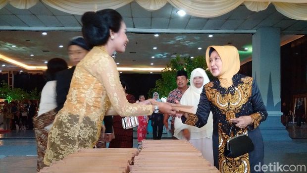 Pernikahan putri Mensesneg di Yogyakarta.