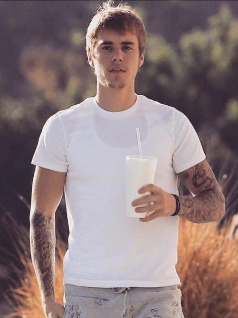 Terjawab, Justin Bieber Siapkan Album Kompilasi Hits Terjawab, Justin Bieber Siapkan Album Kompilasi Hits