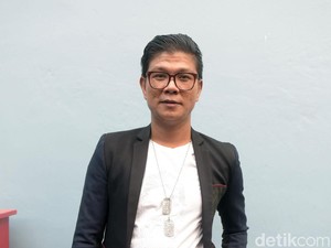 Andika Babang Tamvan Ribut dengan Pacar, Kenapa?