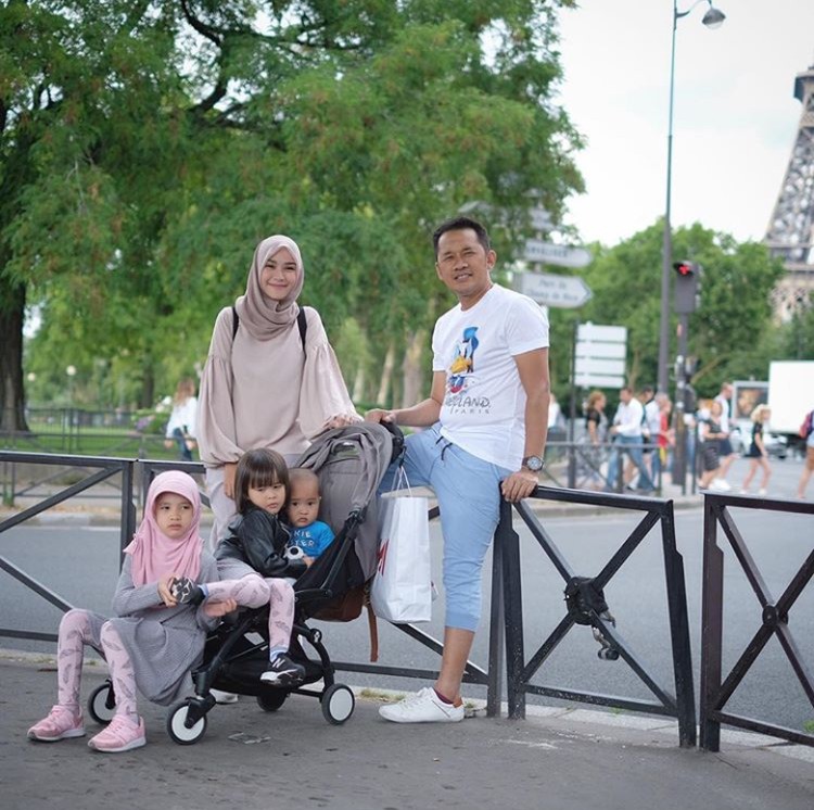 Potret Keseruan Zaskia Adya Mecca dan Anak-anaknya