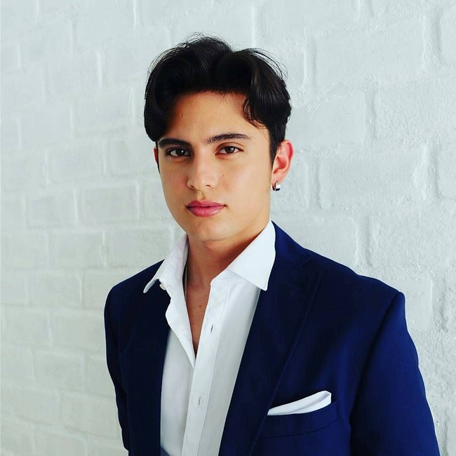 Wajah Asia Tenggara diwakili oleh James Reid yang merupakan aktor asal Filipina. Selain akting, ia juga seorang penyanyi, penari, dan penulis lagu terkenal. Foto: Instagram/Getty Images