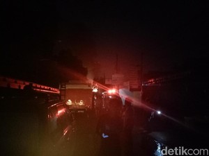 Truk Tangki Meledak, Bangunan SPBU Jagakarsa Hanya Rusak Bagian Atap