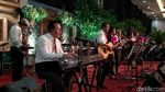 Begini Aksi Panggung Elek Yo Band! Grup Musik Menteri Kabinet Kerja