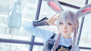 Saida, cosplayer yang mencuri perhatian dengan wajah imutnya yang berasal dari Korea Selatan terlebih seperti foto ini yang mengenakan kostum karakter Judy di film Zootopia. Ia juga pandai bermain musik dan membua kostum untuk dirinya sendiri. (Foto: Instagram/dd_saida)