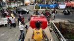 Cekrek! Ketika Truk Tangki yang Terbakar Jadi Tontonan