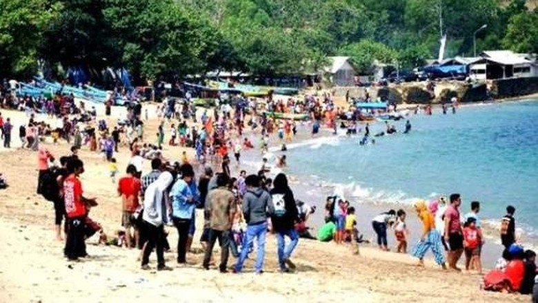 Cegah Macet Polisi Akan Tutup Jalur Ke Pantai Tambakrejo Blitar