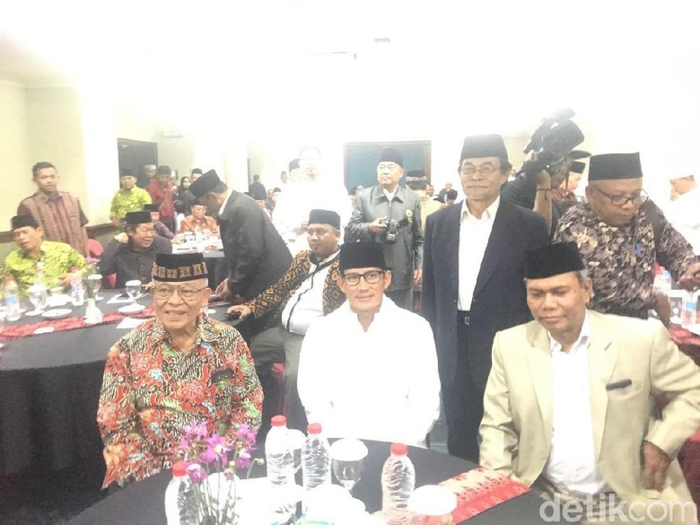 Sandiaga: Sekarang Kita Ada Program OK OCE Masjid Sandiaga: Sekarang Kita Ada Program OK OCE Masjid