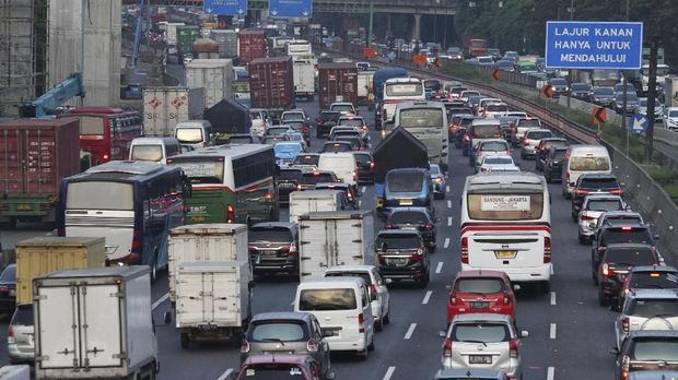 Tol Cikampek Padat, Pemerintah Wacanakan Jalur Khusus Bus