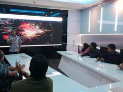 Mengintip Persiapan Mesin Pengais Konten Porno