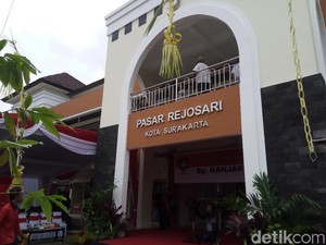 Pasar Tradisional Dibangun Modern, Ganjar: Cara Bersaing dengan Mal