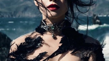 Linda Le cosplayer asal Vietnam yang tumbuh di Amerika. Di dunia cosplay ia dikenal dengan julukan Vampy. (Foto: Instagram/vampybitme)