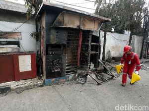 Fasilitas SPBU yang Rusak Akibat Terbakarnya Truk Tangki