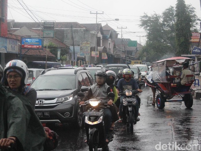 Libur Akhir Tahun, Volume Kendaraan Menuju Garut Meningkat
