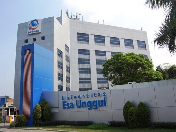 Universitas Esa Unggul
